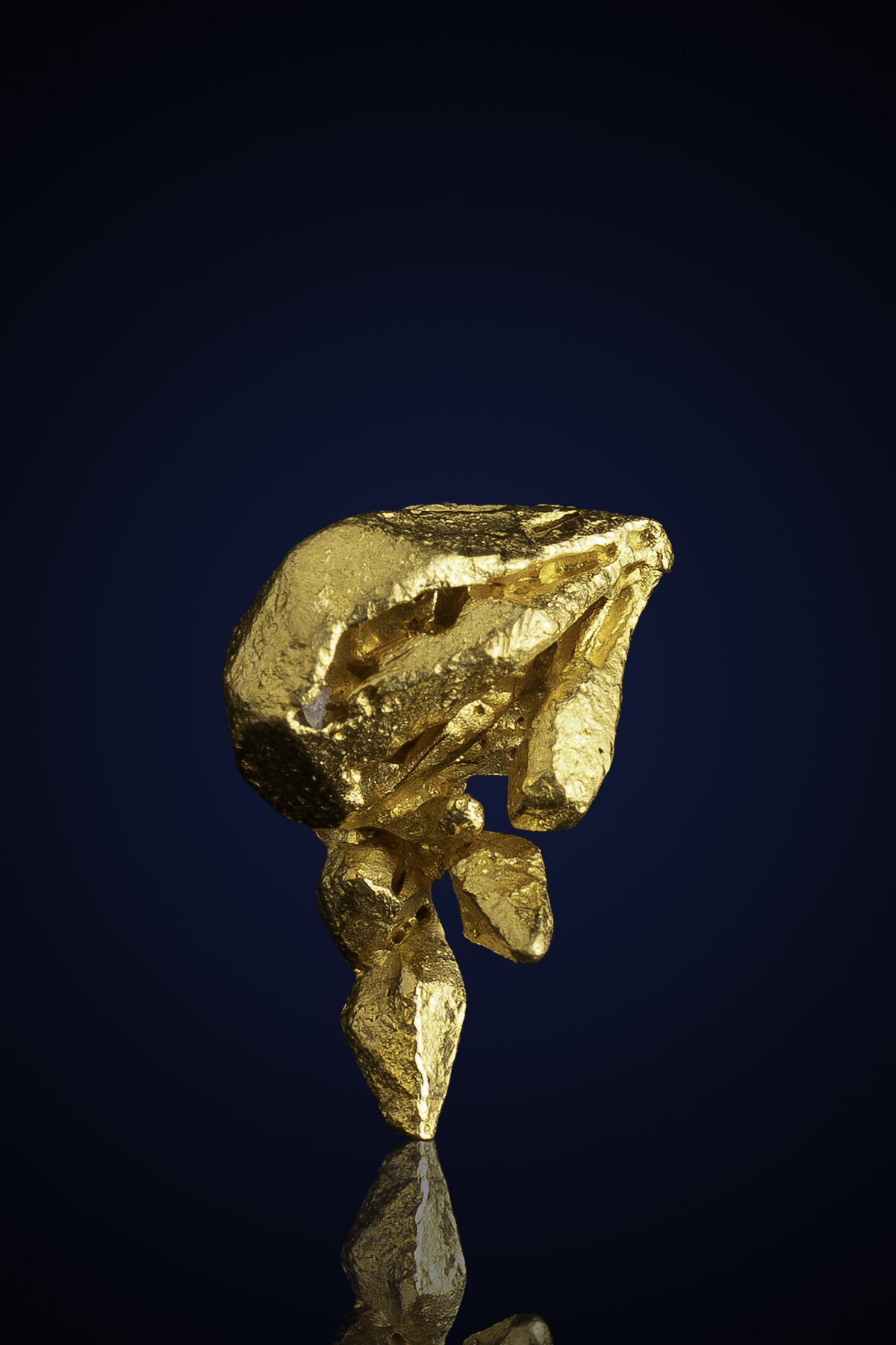 (image for) Tapered, Sculptural Natural Gold Nugget - Venezuela - 2.52 grams